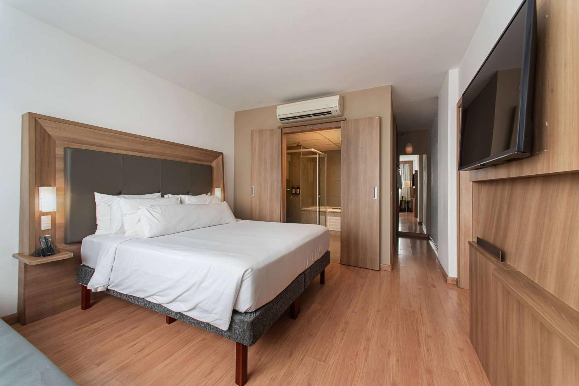 โนโวเทล ซัลวาดอร์ อังการ์ แอโรปอร์โต Hotel ภายนอก รูปภาพ