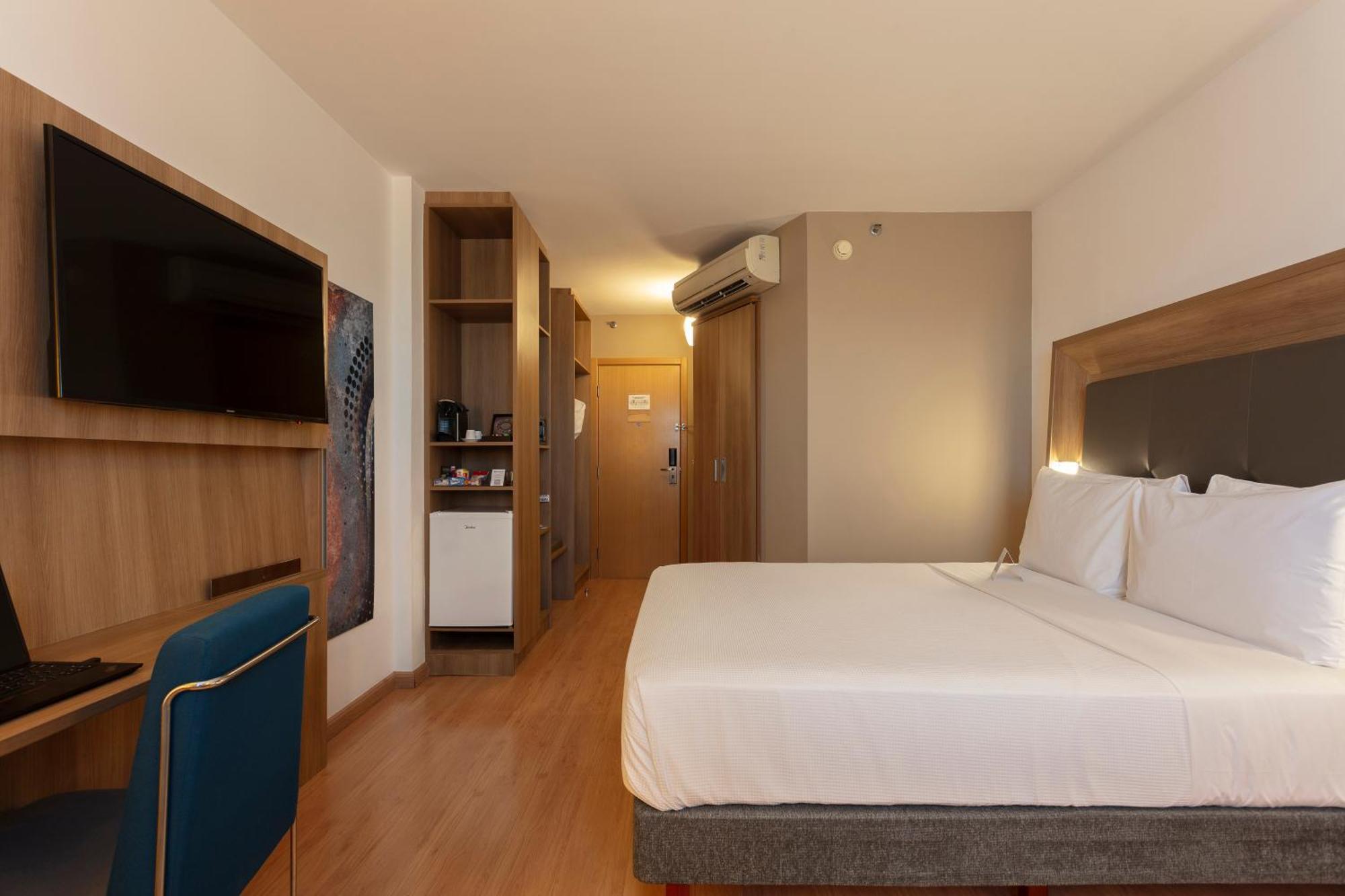 โนโวเทล ซัลวาดอร์ อังการ์ แอโรปอร์โต Hotel ภายนอก รูปภาพ