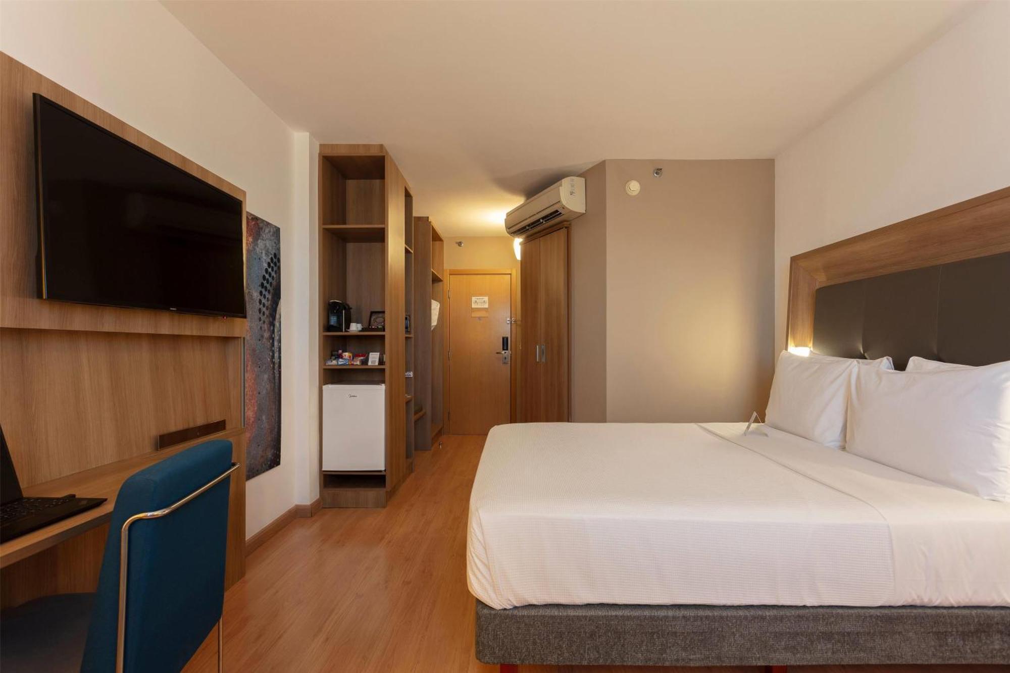 โนโวเทล ซัลวาดอร์ อังการ์ แอโรปอร์โต Hotel ภายนอก รูปภาพ