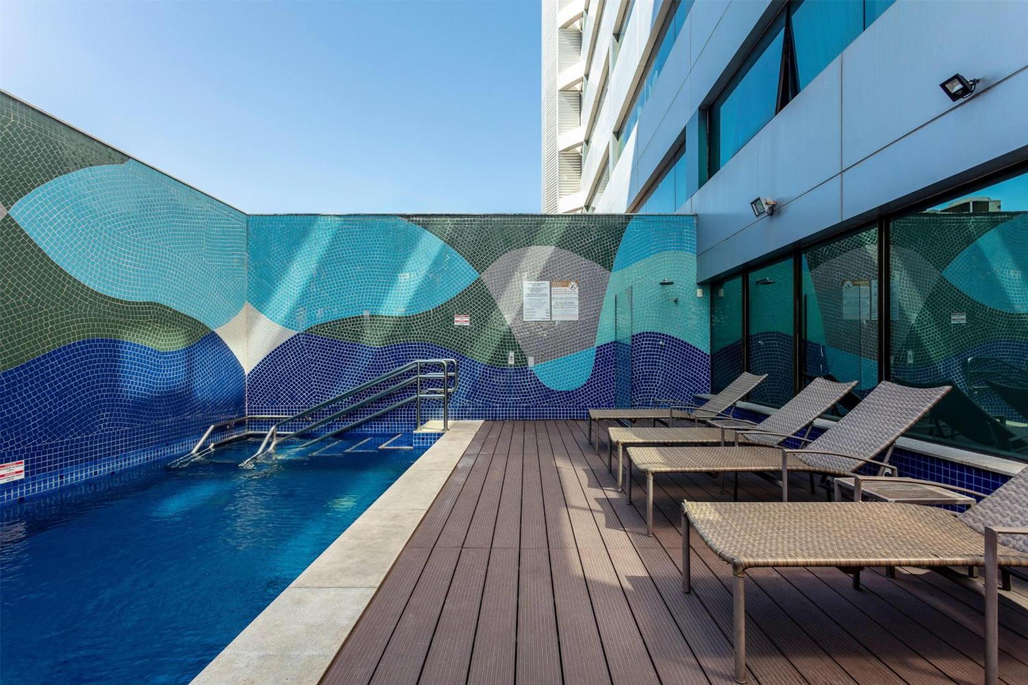 โนโวเทล ซัลวาดอร์ อังการ์ แอโรปอร์โต Hotel ภายนอก รูปภาพ